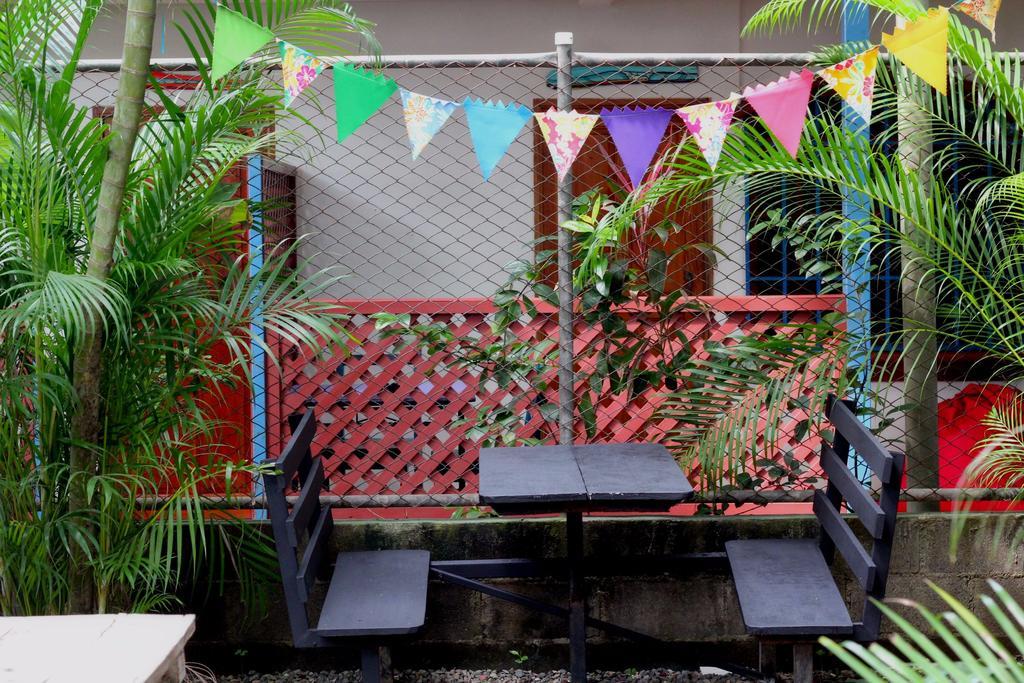 Beds On Bohio Hostel Jaco Bagian luar foto